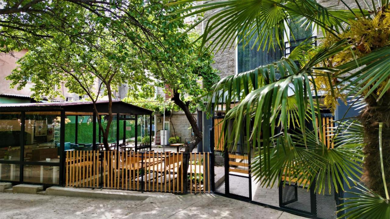 Hotel Salosi Tiflis Exterior foto